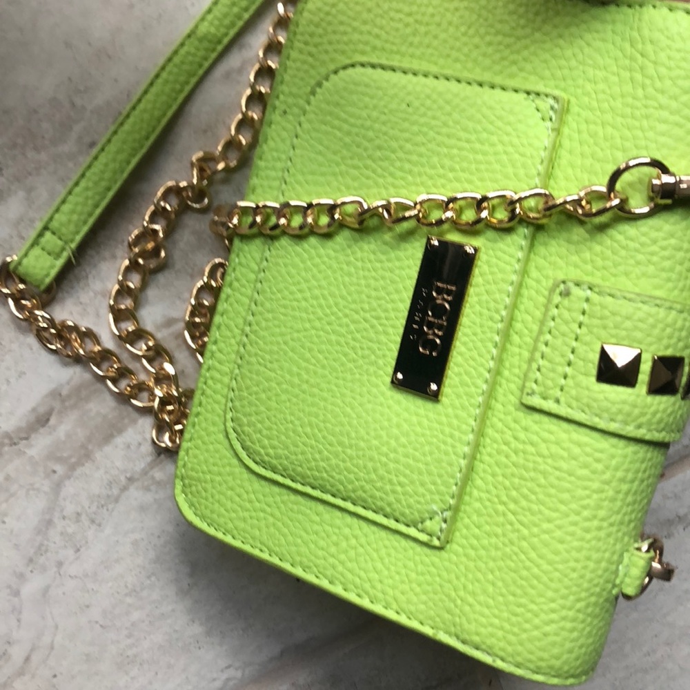 BCBG Paris crossbody - Picture 3 of 8